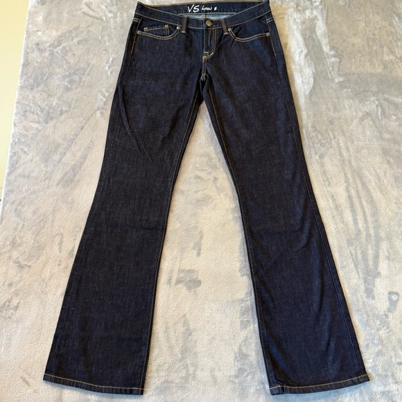 VS Low Rise 5 Flare Dark Denim Jeans Wmn’s Sz 4 Victoria’s Secret - Picture 1 of 10